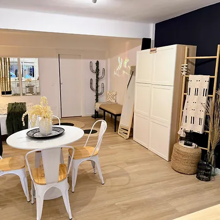 Apartamento El Pisito Sand, A 700 Metros Del Casco Antiguo